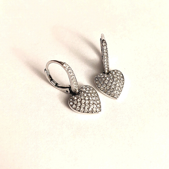 Crystal encrusted heart earrings - Picture 1 of 2